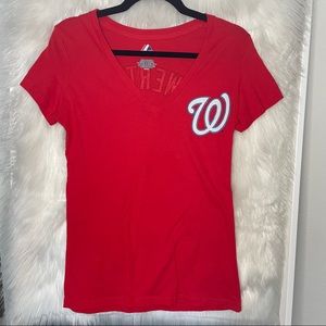 Majestic red Washington Nationals vneck baseball M